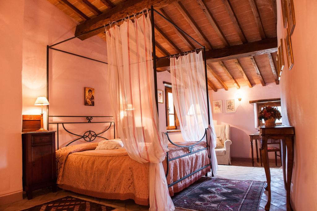 Villa Agriturismo Azienda Agricola Il Pozzo Capolona Zimmer foto