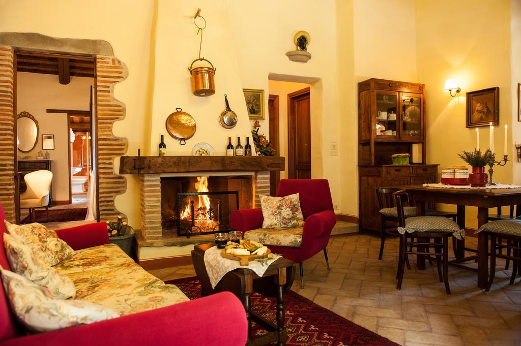 Villa Agriturismo Azienda Agricola Il Pozzo Capolona Zimmer foto